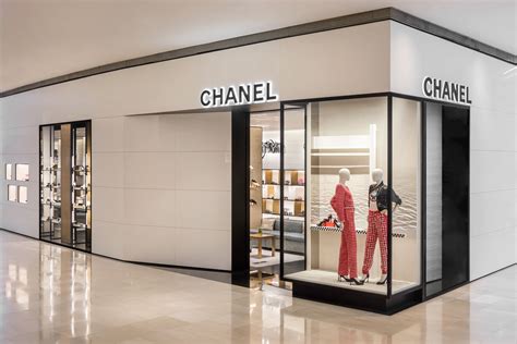 chanel vrouw prijs|chanel online shop.